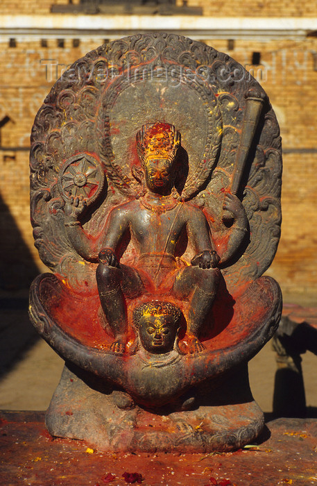 nepal274: Changu village, Kathmandu valley, Nepal: Changu Narayan temple - Vishnu seated on a Garuda - Garudasana - UNESCO world heritage Site - photo by W.Allgöwer - (c) Travel-Images.com - Stock Photography agency - Image Bank