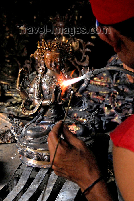 nepal304: Patan, Lalitpur District, Bagmati Zone, Nepal: man making Budhist statue - photo by J.Pemberton - (c) Travel-Images.com - Stock Photography agency - Image Bank