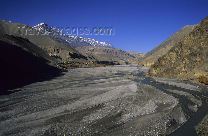 nepal385: Upper Mustang, Annapurna area, Dhawalagiri Zone, Nepal: Kali Gandaki river, a tributary of the Ganga - Kingdom of Lo - photo by W.Allgöwer - (c) Travel-Images.com - Stock Photography agency - Image Bank