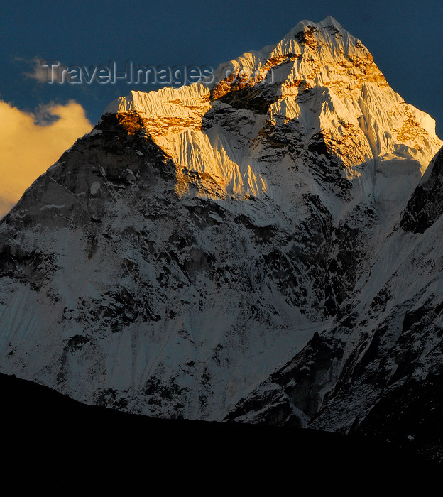 nepal411: Khumbu region, Solukhumbu district, Sagarmatha zone, Nepal: sunset on Kang Taiga mountain - 6685m - photo by E.Petitalot - (c) Travel-Images.com - Stock Photography agency - Image Bank