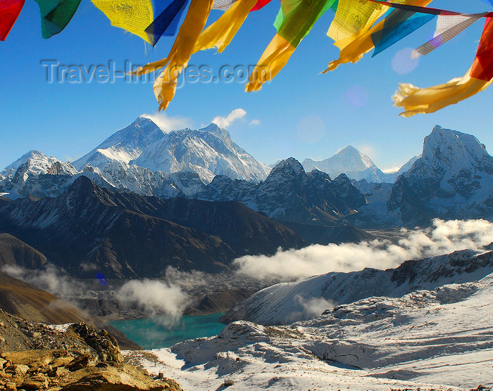 nepal413: Khumbu region, Solukhumbu district, Sagarmatha zone, Nepal: incredible landscape of Everest, Lhotse and Makalu mountains from Renjo pass - tarcho flags - photo by E.Petitalot - (c) Travel-Images.com - Stock Photography agency - Image Bank