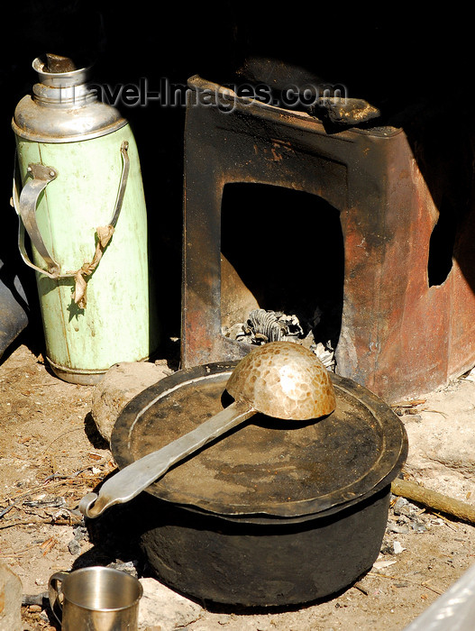 nepal427: Khumbu region, Solukhumbu district, Sagarmatha zone, Nepal: the instruments of a Tibetan kitchen - photo by E.Petitalot - (c) Travel-Images.com - Stock Photography agency - Image Bank