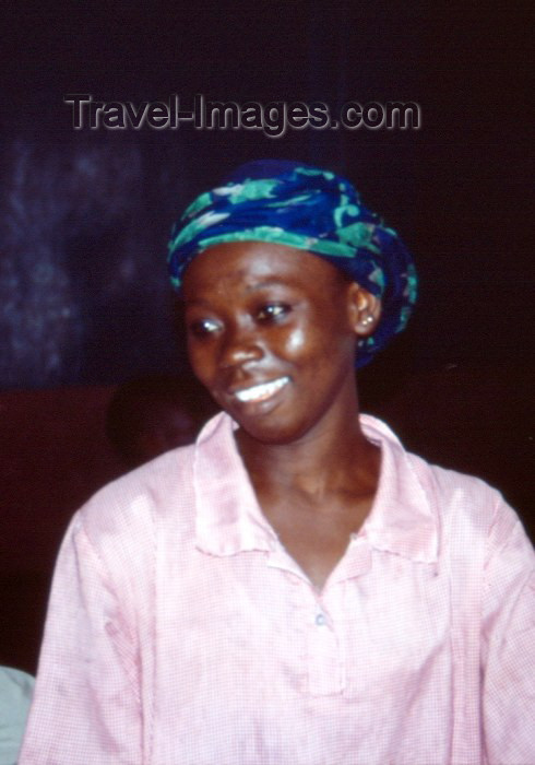 nigeria28: Nigeria - Lagos / LOS: cook at the 'All days food canteen' - Lekki market - photo by Dolores CM - (c) Travel-Images.com - Stock Photography agency - Image Bank