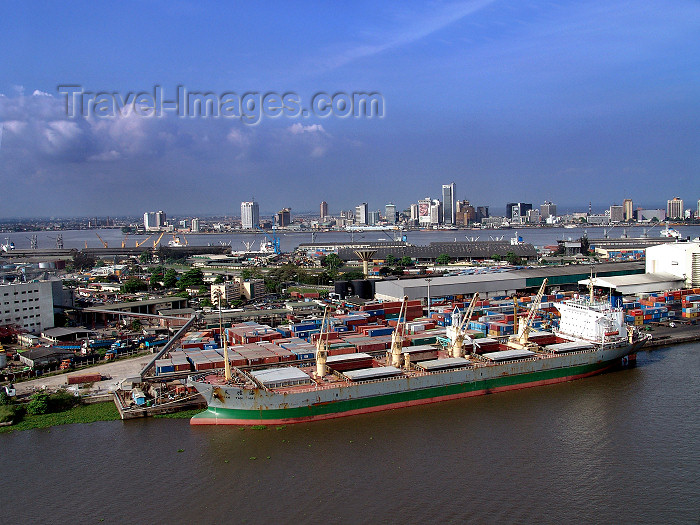 nigeria46: Nigeria - Lagos: skyline and harbour - aerial view - photo by A.Bartel - (c) Travel-Images.com - Stock Photography agency - Image Bank