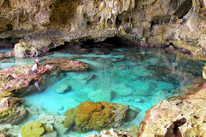 niue2: Niue: Avaiki Cave, in the west coast, north of the capital Alofi, is a favourite swimming and snorkelling spot - photo by R.Eime - (c) Travel-Images.com - Stock Photography agency - Image Bank