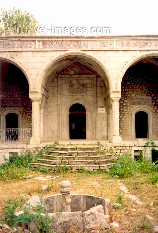 nk27: Nagorno Karabakh - Shusha: Gevharaga mosque - porch - photo by M.Torres - (c) Travel-Images.com - Stock Photography agency - Image Bank