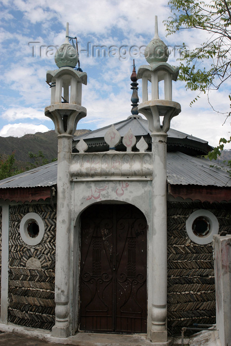 pakistan109: Pakistan - Siran Valley, NWFP: Ali mosque - religion - Islam - photo by R.Zafar - (c) Travel-Images.com - Stock Photography agency - Image Bank