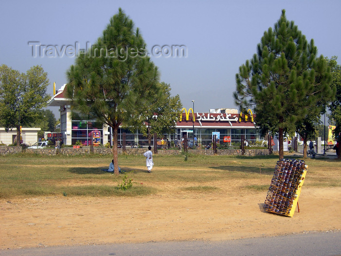 pakistan144: Islamabad, Pakistan: McDonald's restaurant - F-9 Park  - photo by D.Steppuhn - (c) Travel-Images.com - Stock Photography agency - Image Bank