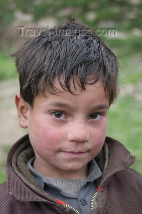 pakistan92: Jabbar, Siran Valley, North-West Frontier Province, Pakistan: gentle little boy - photo by R.Zafar - (c) Travel-Images.com - Stock Photography agency - Image Bank