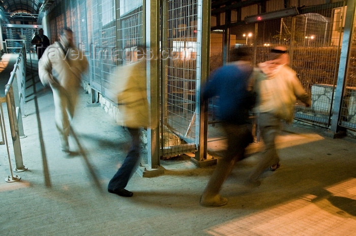 palest44: Bethlehem, West Bank, Palestine: Palestinians hurrying through checkpoint for work in Jerusalem - photo by J.Pemberton - (c) Travel-Images.com - Stock Photography agency - Image Bank