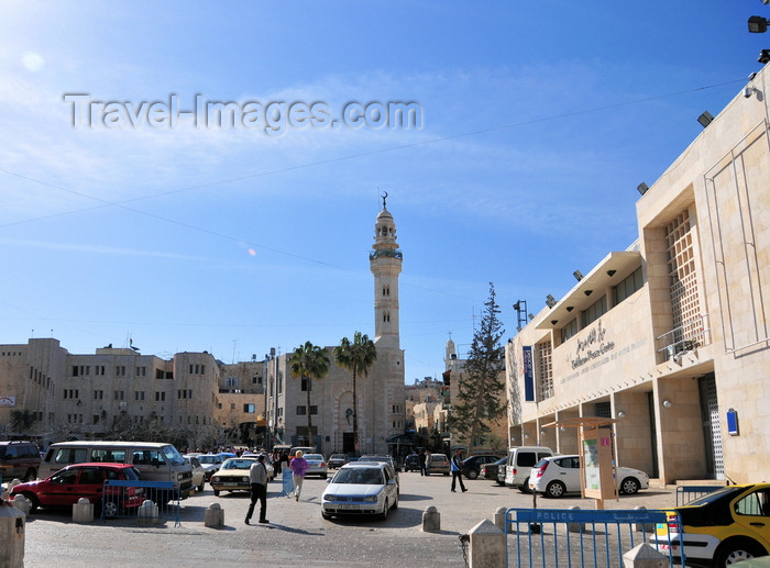 palest54: Bethlehem, West Bank, Palestine: Manger Square - esplanade between the Mosque of Omar and the Church of the Nativity - Center of Bethlehem - Peace Center building on the right - Piazza della Mangiatoia di Betlemme - photo by M.Torres - (c) Travel-Images.com - Stock Photography agency - Image Bank