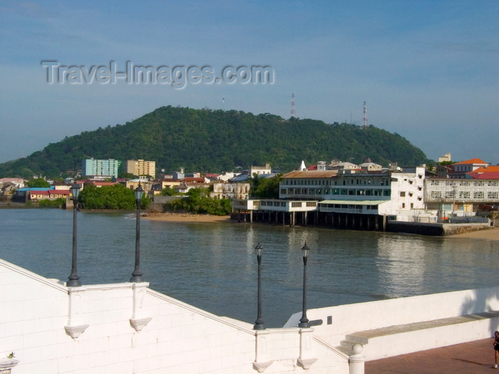 panama110: Panama City: Casco viejo- view from Plaza de Francia - high tide - Ancóm hill in the background - photo by H.Olarte - (c) Travel-Images.com - Stock Photography agency - Image Bank