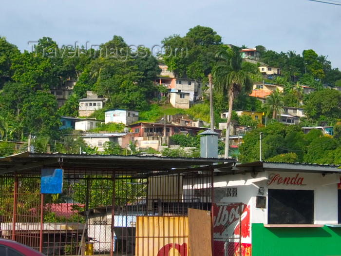 panama123: Panama City: low income houses. San Miguelito - photo by H.Olarte - (c) Travel-Images.com - Stock Photography agency - Image Bank