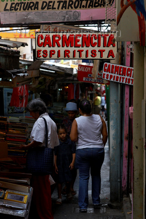 panama147: Panama City: at la Bajada de Salsipuedes you can find anything even spiritists and black magic - photo by H.Olarte - (c) Travel-Images.com - Stock Photography agency - Image Bank