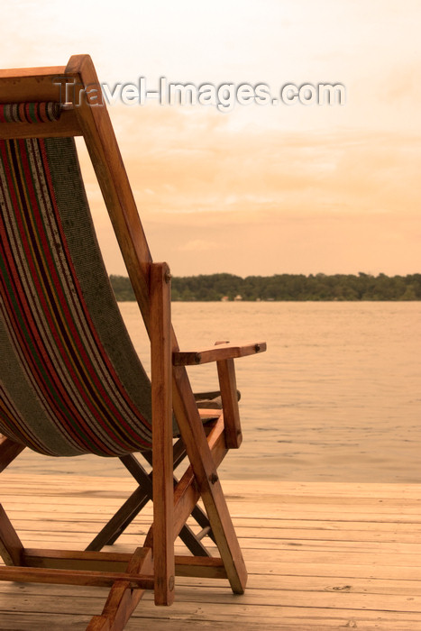 panama180: Panama - Bocas del Toro - Canvas chair on a wooden deck - photo by H.Olarte - (c) Travel-Images.com - Stock Photography agency - Image Bank