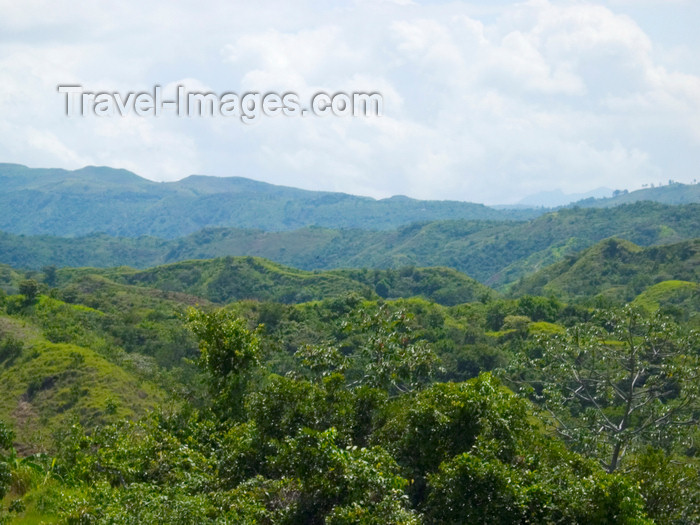 panama202: Panama - El Valle de Anton mountain range - photo by H.Olarte - (c) Travel-Images.com - Stock Photography agency - Image Bank