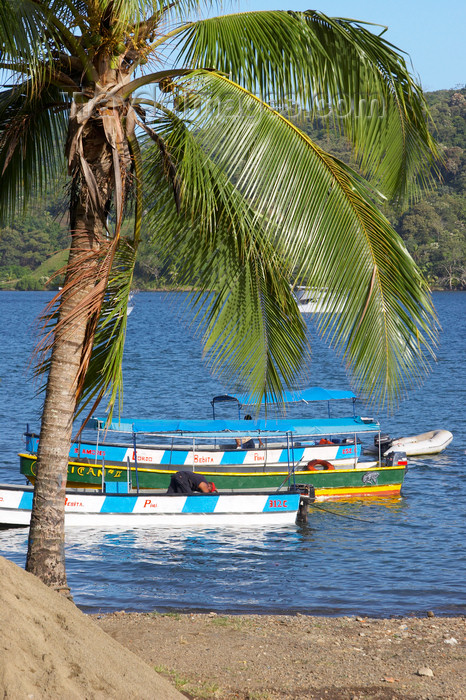 panama266: Water taxis wait for tourists on the Portobello pier, Colon, Panama, Central America - photo by H.Olarte - (c) Travel-Images.com - Stock Photography agency - Image Bank