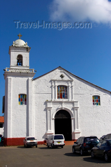 panama268: Iglesia de San Felipe, hosts the the famous Black Christ statue, Portobelo, Colon, Panama, Central America - photo by H.Olarte - (c) Travel-Images.com - Stock Photography agency - Image Bank