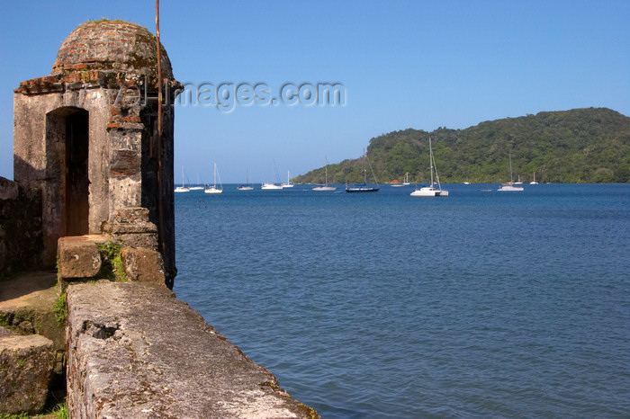 panama274: Fuerte de San Jeronimo - guerite and sea, Portobello, Colon, Panama, Central America - photo by H.Olarte - (c) Travel-Images.com - Stock Photography agency - Image Bank