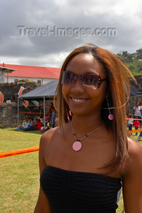 panama299: Black Beauties: La panamenisima reina negra II. The african american community in panama elects every year a young beautiful lady and name her the Panamanian Black Queen, something like Miss Black Queen - photo by H.Olarte - (c) Travel-Images.com - Stock Photography agency - Image Bank