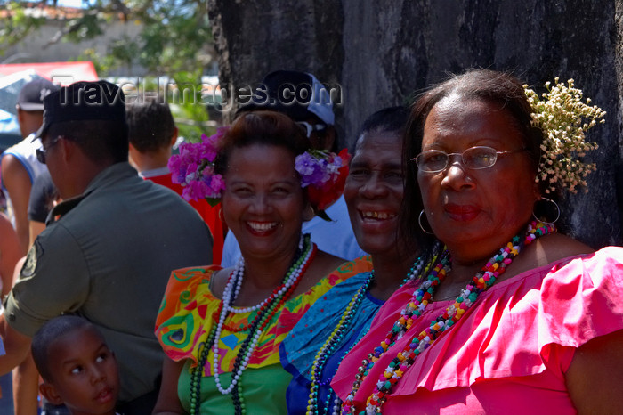 panama301: Congo culture women at the devils and congos meeting in Portobello, Colon, Panama, Central America - photo by H.Olarte - (c) Travel-Images.com - Stock Photography agency - Image Bank