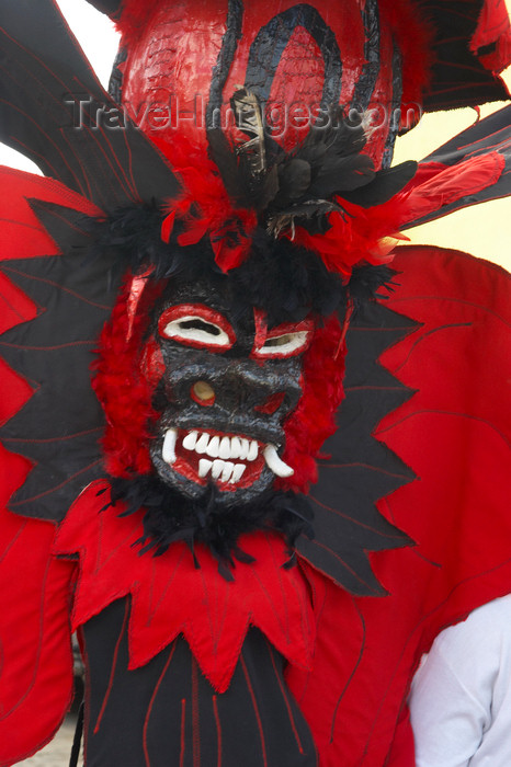 panama310: devil's mask - meeting of congos and devils at Portobello - photo by H.Olarte - (c) Travel-Images.com - Stock Photography agency - Image Bank