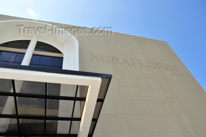 panama361: Panama canal: Miraflores locks - Panama Canal Visitors' Center - photo by M.Torres - (c) Travel-Images.com - Stock Photography agency - Image Bank