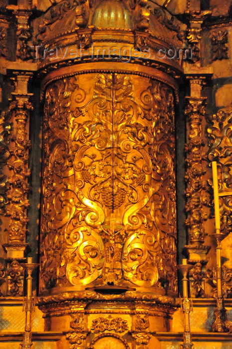 panama377: Panama City / Ciudad de Panamá: Casco Viejo - barroque detail of the Altar de Oro at San José Church - Iglesia de San José - Calle 8 and Ave A - photo by M.Torres - (c) Travel-Images.com - Stock Photography agency - Image Bank