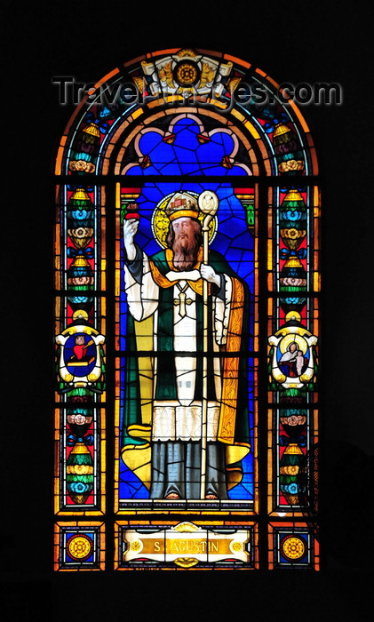 panama378: Panama City / Ciudad de Panamá: Casco Viejo - Saint Augustine of Hippo, father of the Latin church - stained glass window - San José Church - photo by M.Torres - (c) Travel-Images.com - Stock Photography agency - Image Bank