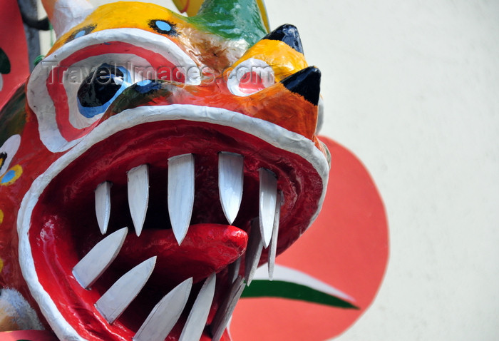 panama396: Panama City / Ciudad de Panamá: Casco Viejo - dirty devil - Panamanian mask used during the Corpus Chisti celebration - Diablico Sucio Mask - photo by M.Torres - (c) Travel-Images.com - Stock Photography agency - Image Bank