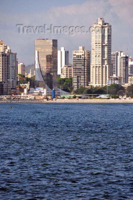 panama411: Panama City / Ciudad de Panamá: Av Balboa - BBVA building and Balboa Tower, architect Jesús Díaz - Bella Vista - photo by M.Torres - (c) Travel-Images.com - Stock Photography agency - Image Bank