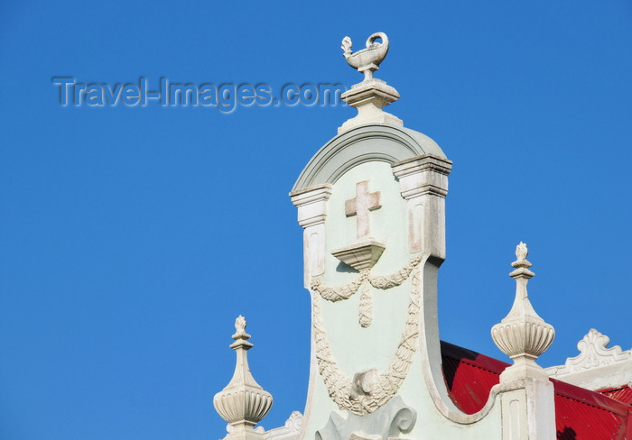 panama416: Panama City / Ciudad de Panamá: Casco Viejo - Plaza Bolivar - Salón Bolivar - Palacio Bolivar - cross and magic lamp on a gable - photo by M.Torres - (c) Travel-Images.com - Stock Photography agency - Image Bank