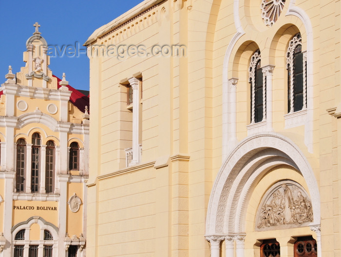 panama420: Panama City / Ciudad de Panamá: Casco Viejo - Plaza Bolivar - Palacio Bolivar - Salón Bolivar, venue for the unsuccessful attempt made by Bolivar to establish a multinational continental congress and Iglesia de San Francisco de Asis - photo by M.Torres - (c) Travel-Images.com - Stock Photography agency - Image Bank