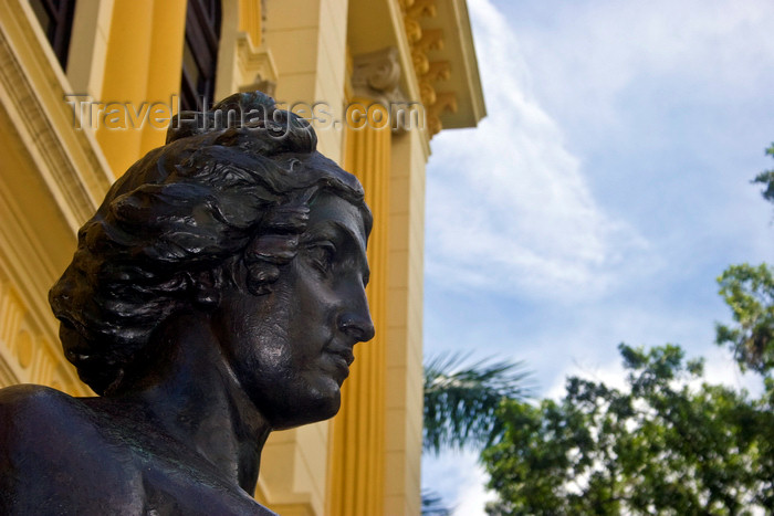 panama475: Panama City / Ciudad de Panama: face of a chimera at the entrance to the Instituto Nacional  - photo by H.Olarte - (c) Travel-Images.com - Stock Photography agency - Image Bank