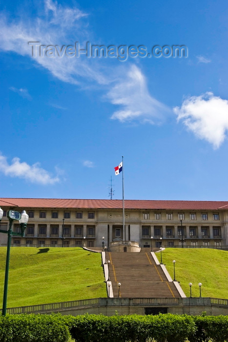 panama508: Panama canal: Panama Canal Authority Administration building, built on an artificial mound at the base of Ancon Hill - designed by Austin W. Lord, head of the department of architecture at Columbia University - Balboa - photo by H.Olarte - (c) Travel-Images.com - Stock Photography agency - Image Bank