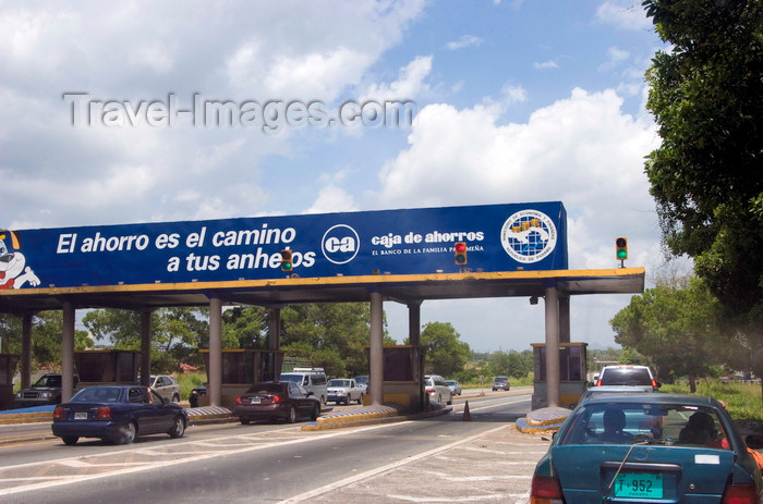 panama511: La Chorrera, Panama province: toll booth on the Pan-American Highway - photo by H.Olarte - (c) Travel-Images.com - Stock Photography agency - Image Bank