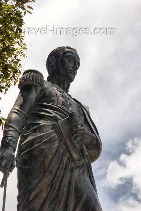 panama544: Penonome, Cocle province, Panama: Simon Bolivar statue at December 8th Plaza - photo by H.Olarte - (c) Travel-Images.com - Stock Photography agency - Image Bank