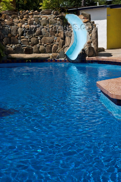 panama612: Santiago de Veraguas, Panama: blue water at Hotel La Hacienda swimming pool - photo by H.Olarte - (c) Travel-Images.com - Stock Photography agency - Image Bank