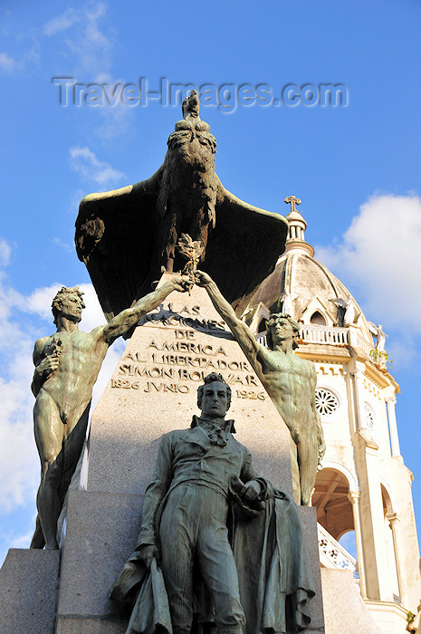 panama68: Panama City / Ciudad de Panamá: Simon Bolivar monument - the only statue of Bolivar where his is portrayed in civilian garments - Parque Bolivar - Casco Viejo - photo by M.Torres - (c) Travel-Images.com - Stock Photography agency - Image Bank