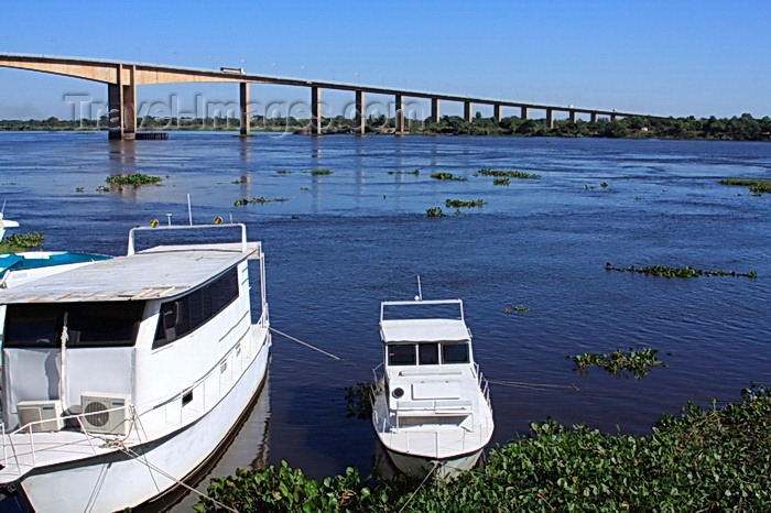 paraguay74: Presidente Hayes department, Paraguay: Remanso bridge and small yachts on the River Paraguay - photo by A.Chang - (c) Travel-Images.com - Stock Photography agency - Image Bank