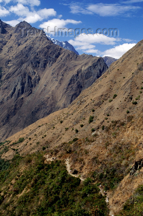 peru170: Llullchapampa, Cuzco region, Peru: the Inca Trail to Machu Picchu, above 11,000 feet- photo by C.Lovell - (c) Travel-Images.com - Stock Photography agency - Image Bank