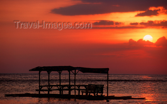 phil14: Philippines - Beach - sunset - resort benches on the water -  photo by B.Henry - (c) Travel-Images.com - Stock Photography agency - Image Bank