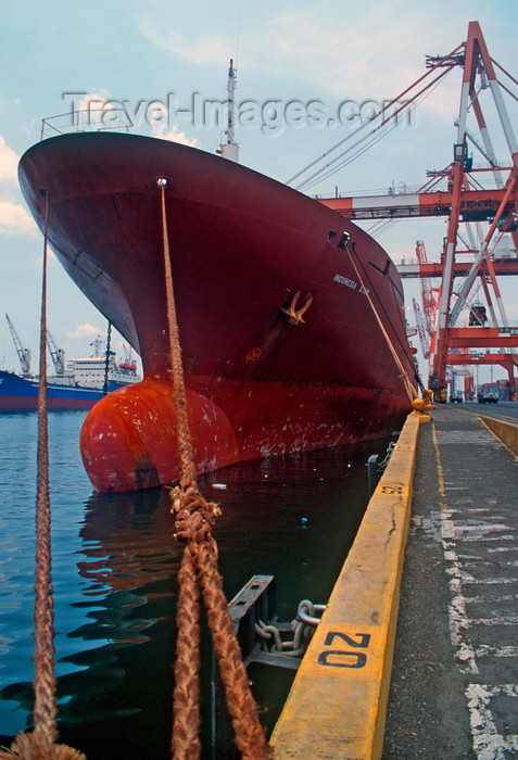 phil38: Manila, Philippines - ship at the International container port - photo by B.Henry - (c) Travel-Images.com - Stock Photography agency - Image Bank