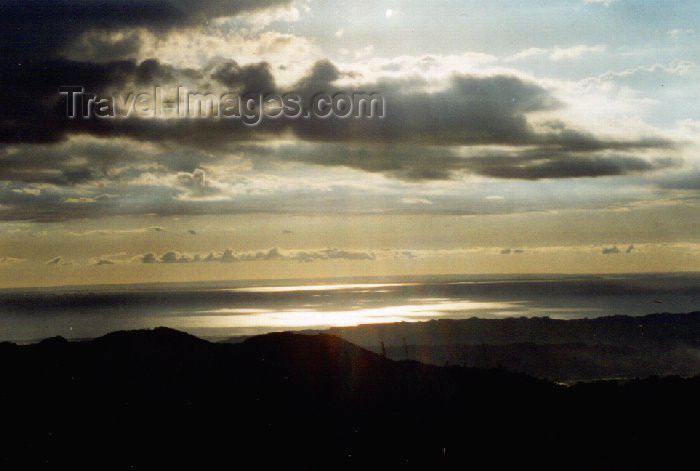 phil9: Philippines - Northern Luzon: sunset - clouds and sea - photo by M.Torres - (c) Travel-Images.com - Stock Photography agency - Image Bank
