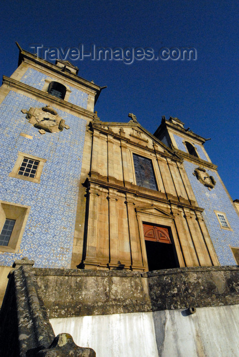 portugal-av26: Portugal - Santa Maria da Feira: main church - igreja Matriz - photo by M.Durruti - (c) Travel-Images.com - Stock Photography agency - Image Bank