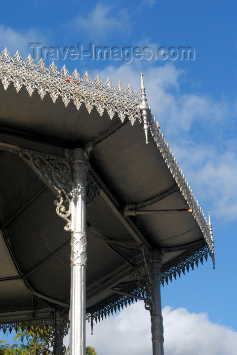 portugal-fa129: Tavira - Algarve - Portugal - bandstand detail - coreto - Jardim do Coreto - Musikpavillon aus dem 19.Jh  - photo by M.Durruti - (c) Travel-Images.com - Stock Photography agency - Image Bank