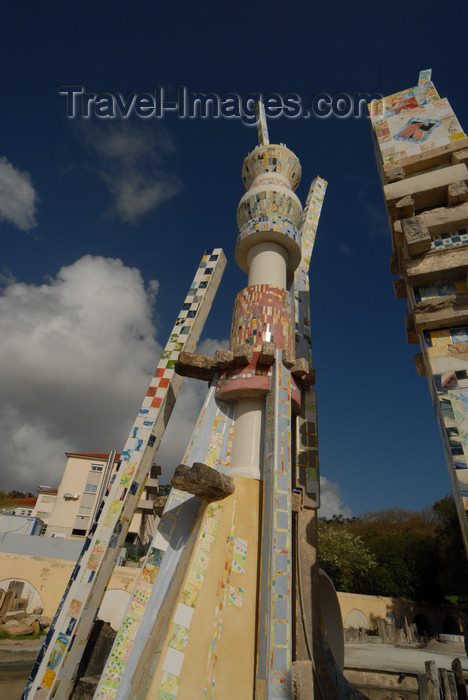 portugal-le54: Portugal - Caldas da Rainha: modern art with tiles - ecultura com azulejos - photo by M.Durruti - (c) Travel-Images.com - Stock Photography agency - Image Bank