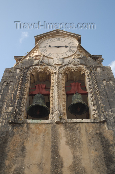 portugal-le65: Portugal - Caldas da Rainha: Our Lady of Pópulo Church - bells and clock - Igreja Nossa Senhora do Pópulo - sinos e relógio - photo by M.Durruti - (c) Travel-Images.com - Stock Photography agency - Image Bank