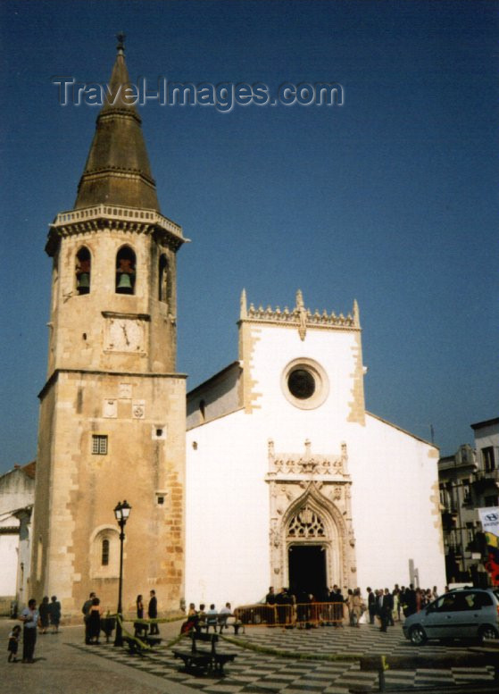 portugal-sa19: Portugal - Ribatejo - Tomar: igreja de São João Baptista na praça central / Tomar: church St John the Baptist in the main square - photo by M.Durruti - (c) Travel-Images.com - Stock Photography agency - Image Bank