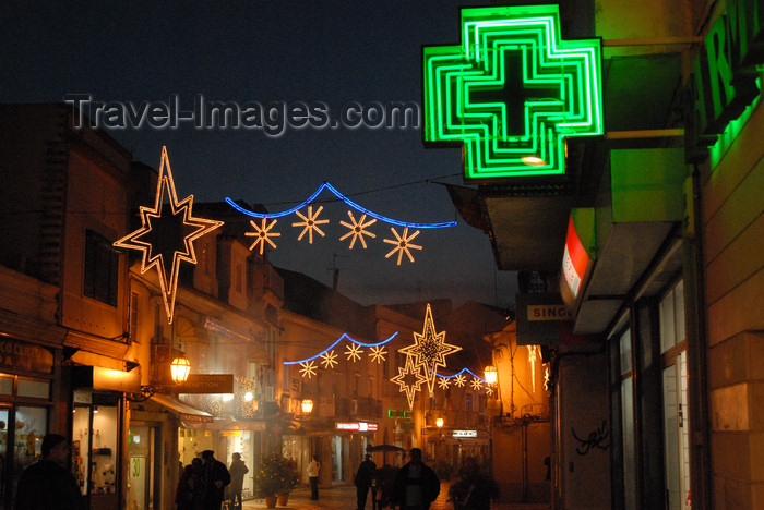 portugal-se189: Portugal - Montijo: Christmas lights - iluminações natalícias - photo by M.Durruti - (c) Travel-Images.com - Stock Photography agency - Image Bank